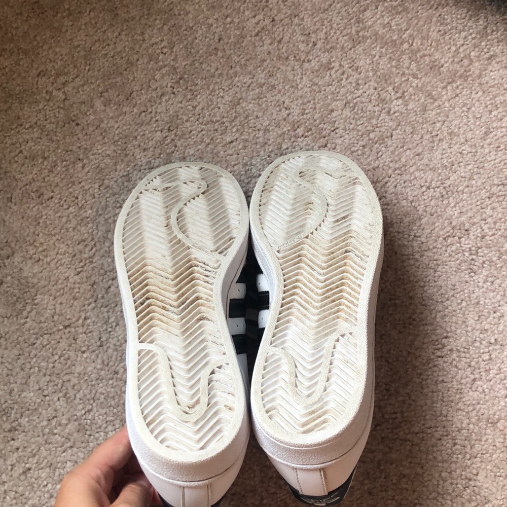 Adidas superstar shoes - Picture 5 of 6